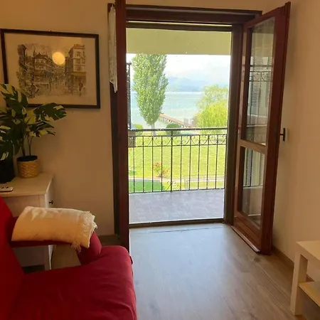 아파트 Ena Apt Fronte Lago Bilocale Con Piscina Parco E Pontile Privato *