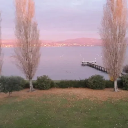 Ena Apt Fronte Lago Bilocale Con Piscina Parco E Pontile Privato 시르미오네