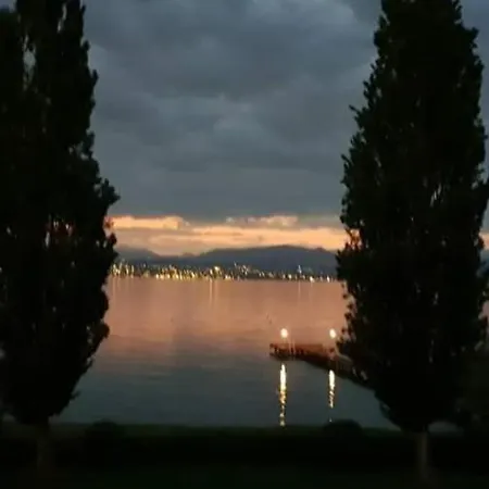 아파트 Ena Apt Fronte Lago Bilocale Con Piscina Parco E Pontile Privato
